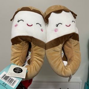 S’more Squishmallow Slippers Size 2-3